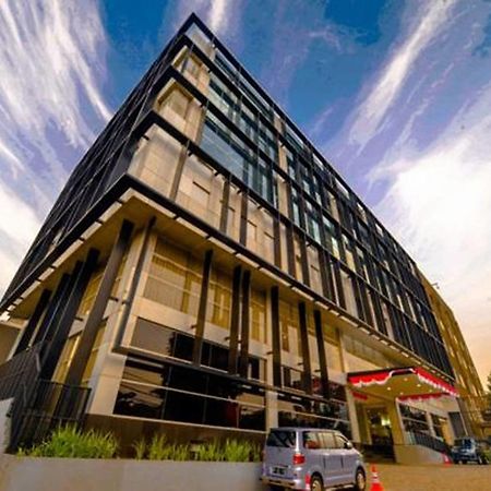 D'Hotel Jakarta Exterior photo