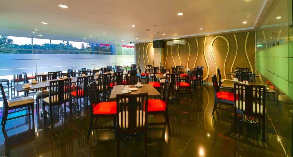 D'Hotel Jakarta Exterior photo